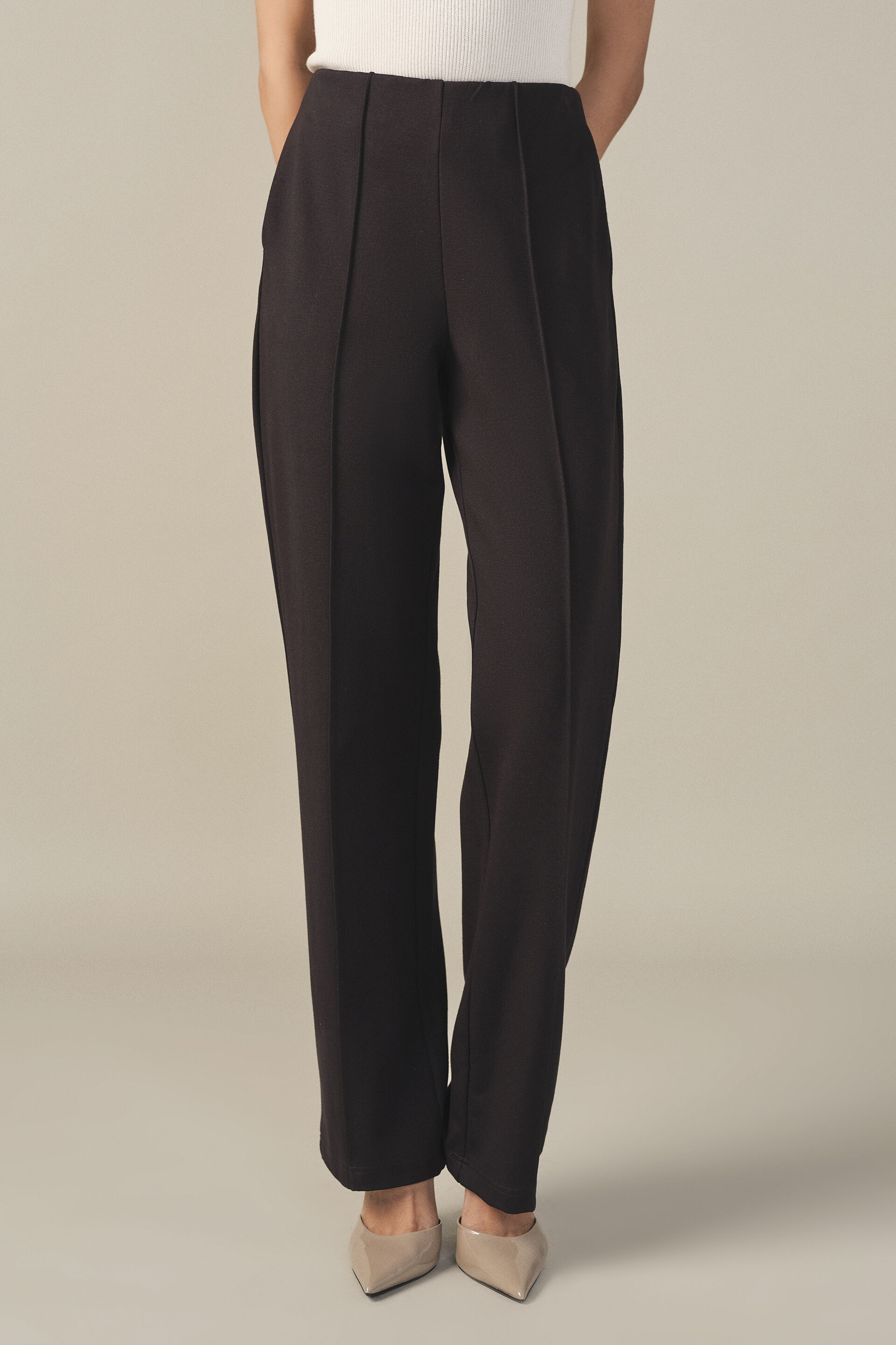 Tapered Trousers in Black